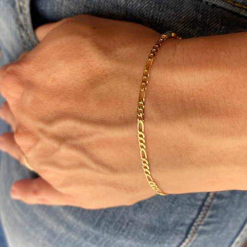 Mondsee 18k Gold Filled 2.5mm Flat Figaro Chain Bracelet | 18k Gold Filled Jewelry