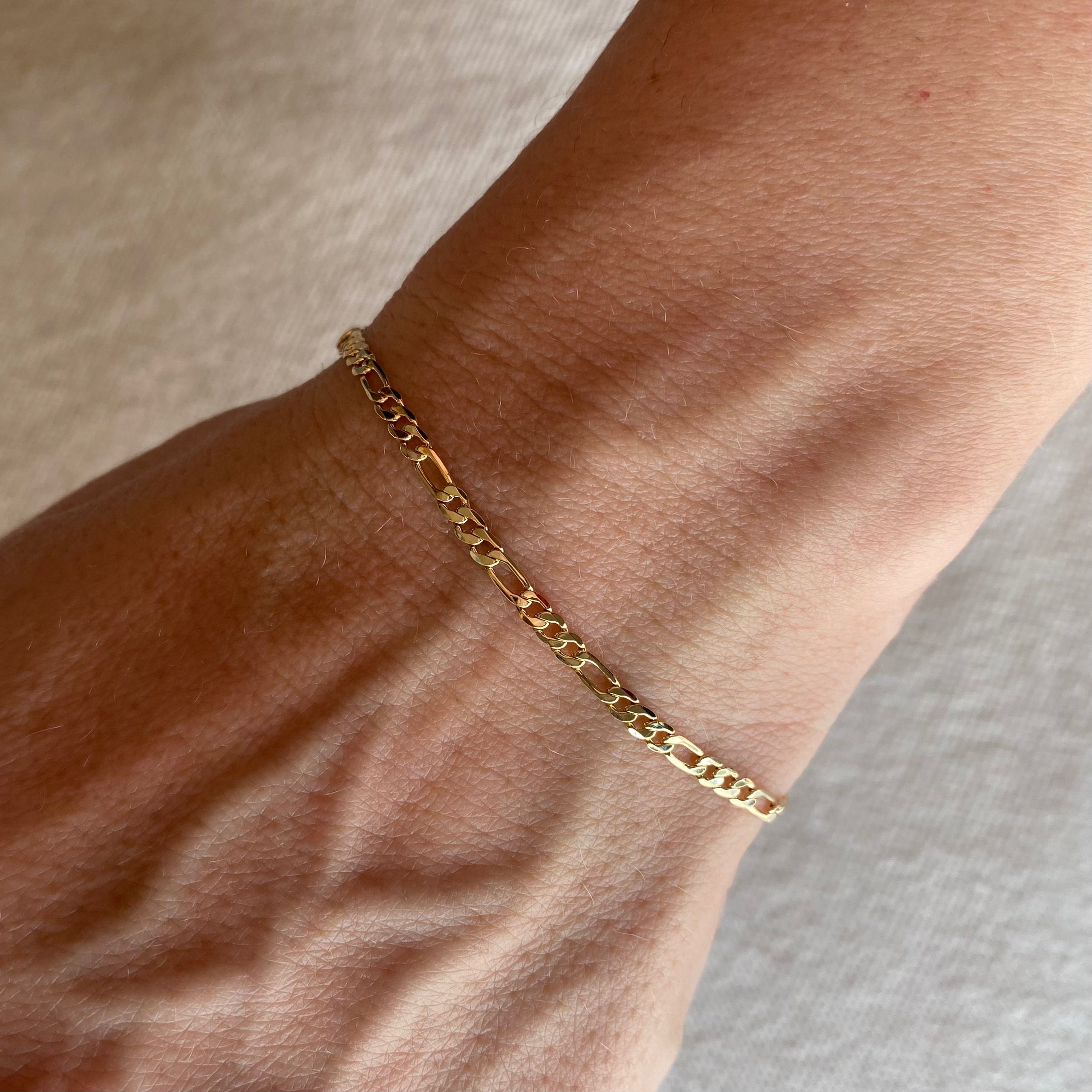 Mondsee 18k Gold Filled 2.5mm Flat Figaro Chain Bracelet | 18k Gold Filled Jewelry