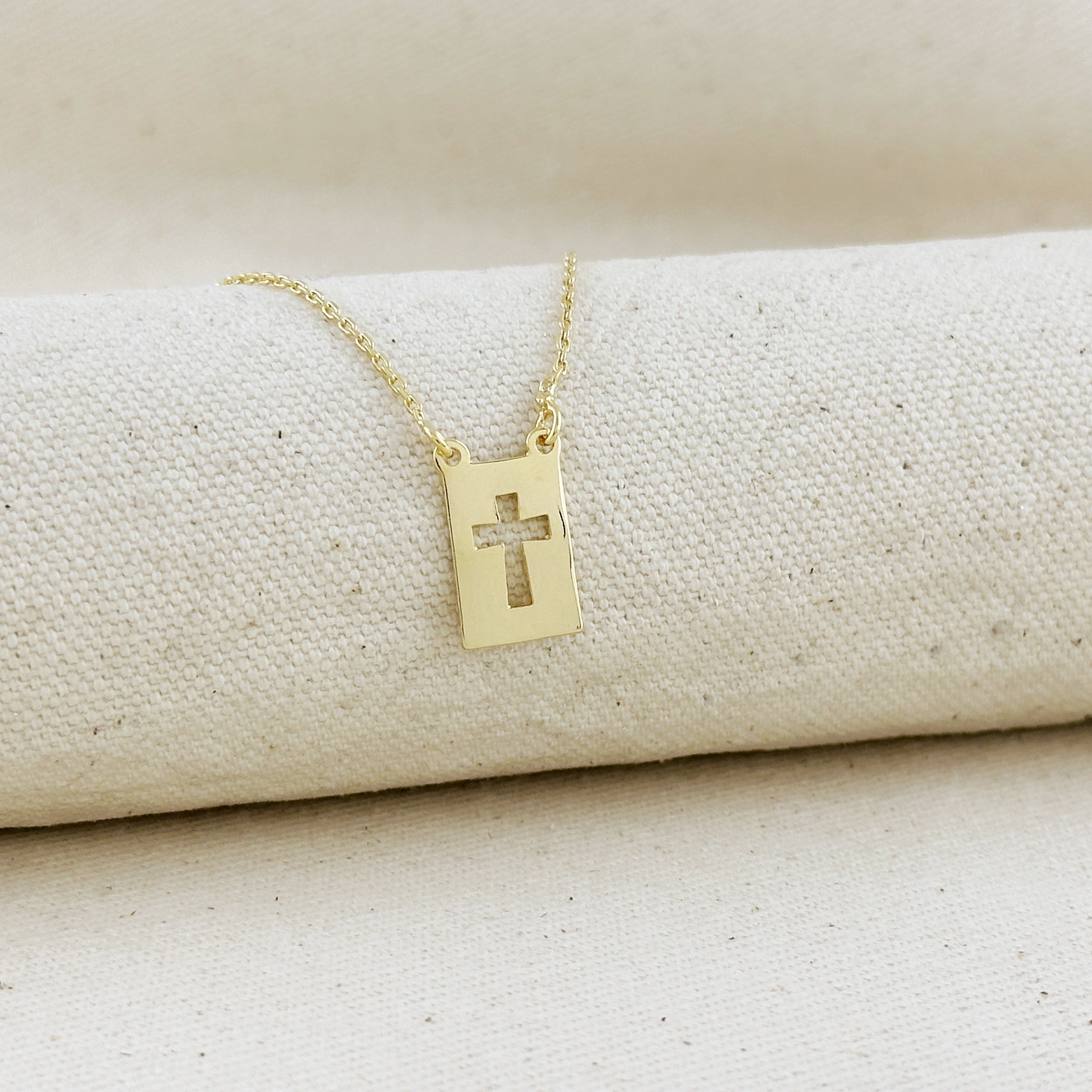Mondsee 18k Gold Filled Cross Plate Necklace | 18k Gold Filled Jewelry
