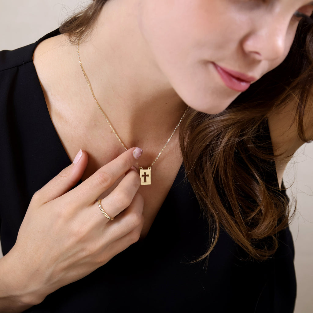 Mondsee 18k Gold Filled Cross Plate Necklace | 18k Gold Filled Jewelry