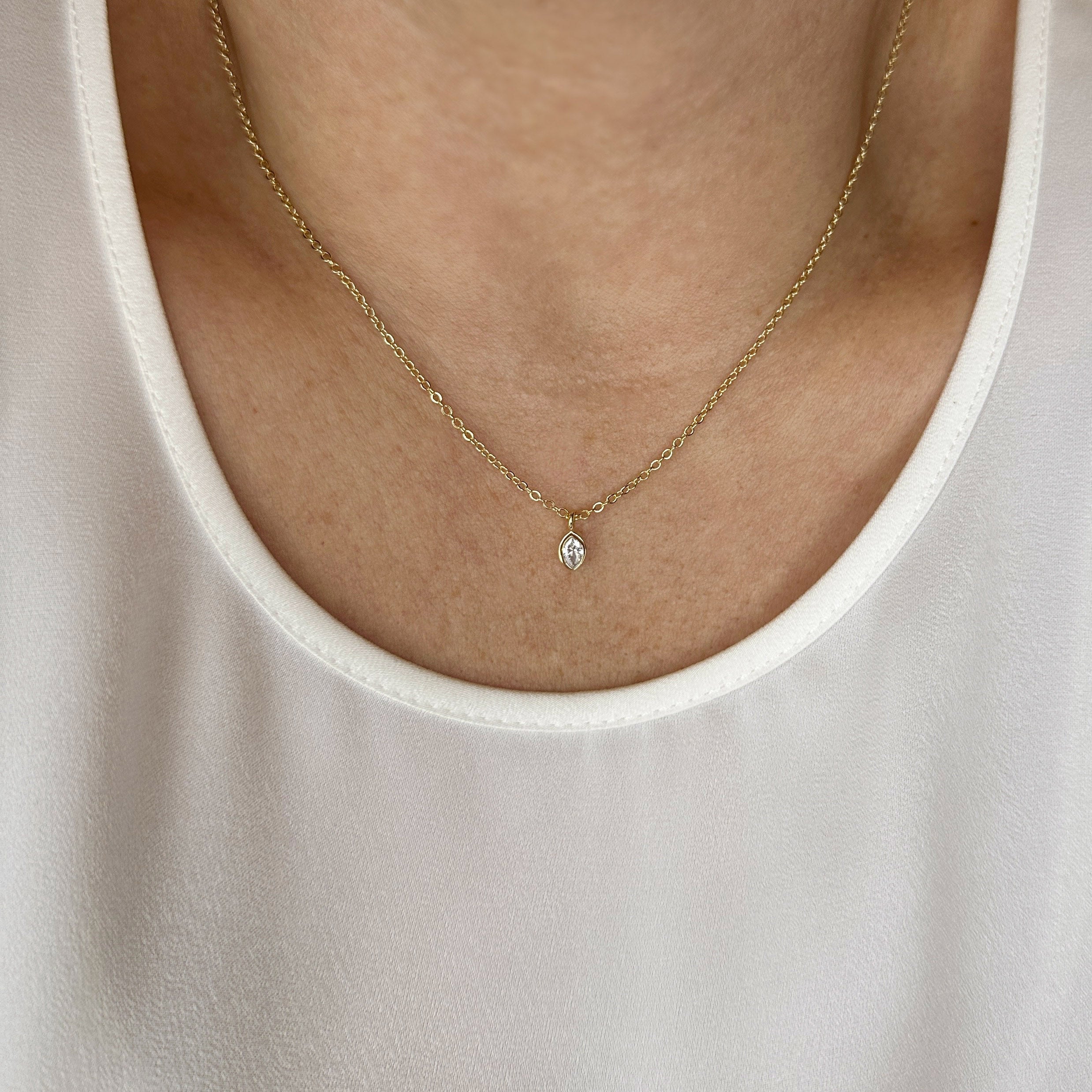 Mondsee 18k Gold Filled Ellipse Solitaire Necklace | 18k Gold Filled Jewelry