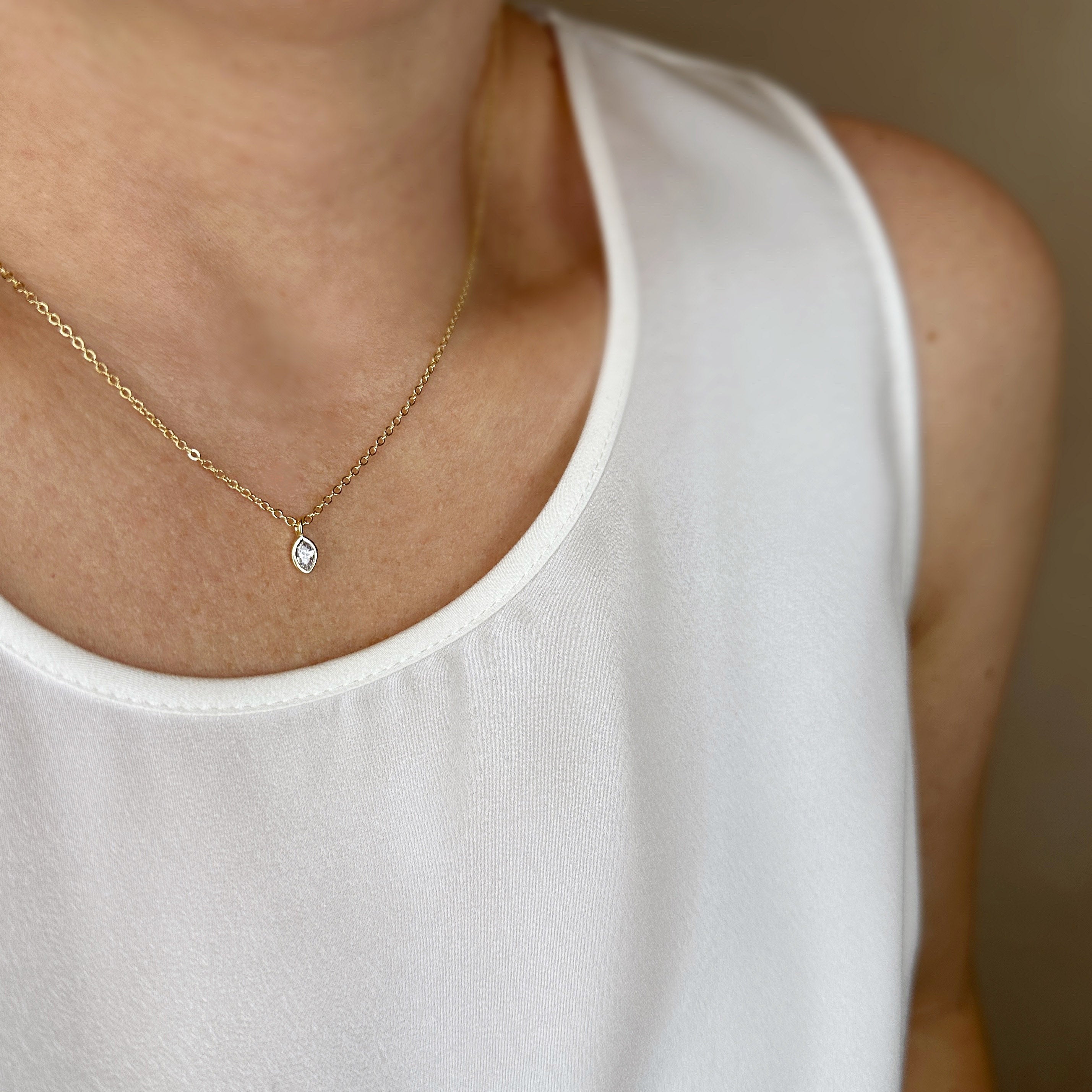 Mondsee 18k Gold Filled Ellipse Solitaire Necklace | 18k Gold Filled Jewelry