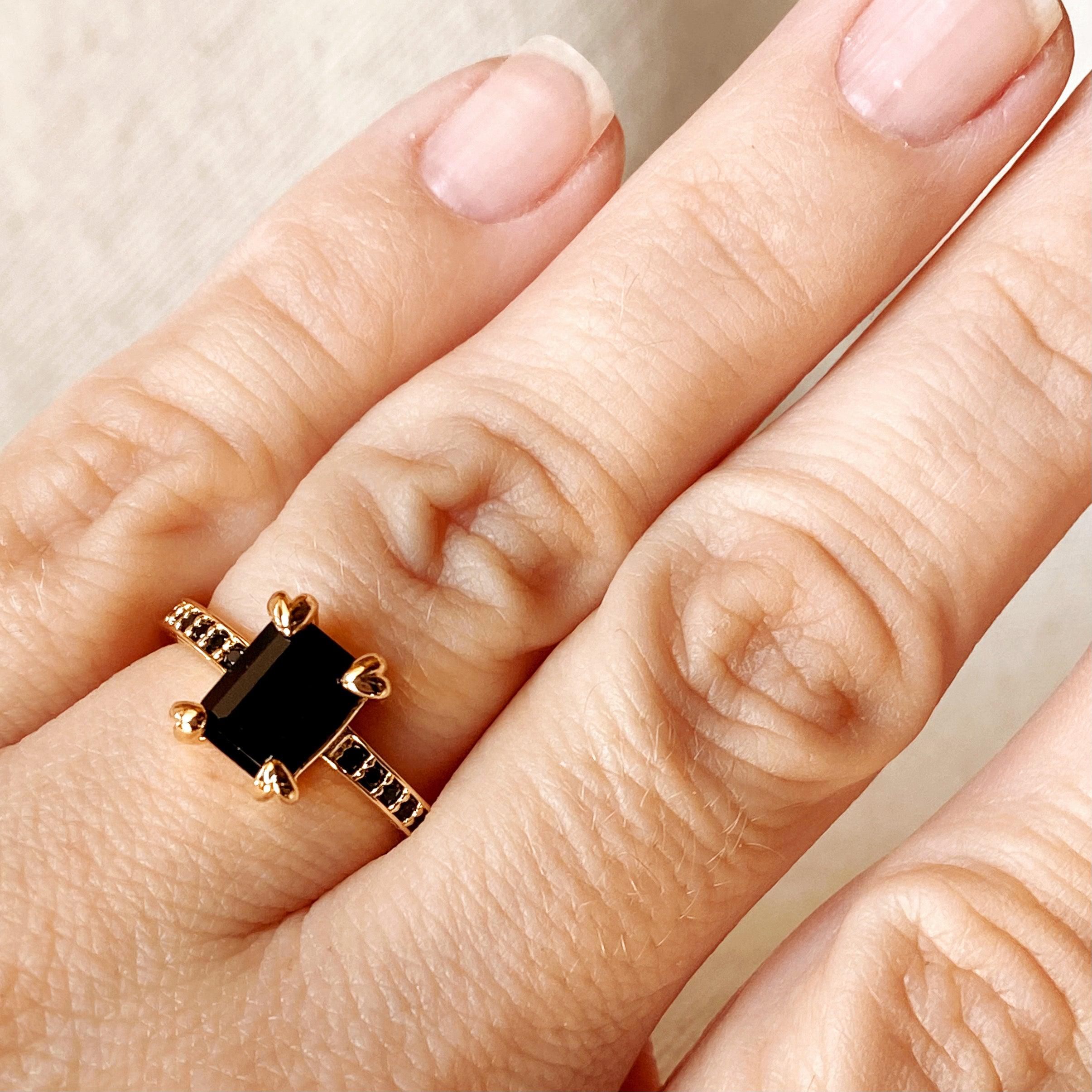 Mondsee 18k Gold Filled Black Solitaire Ring | 18k Gold Filled Jewelry