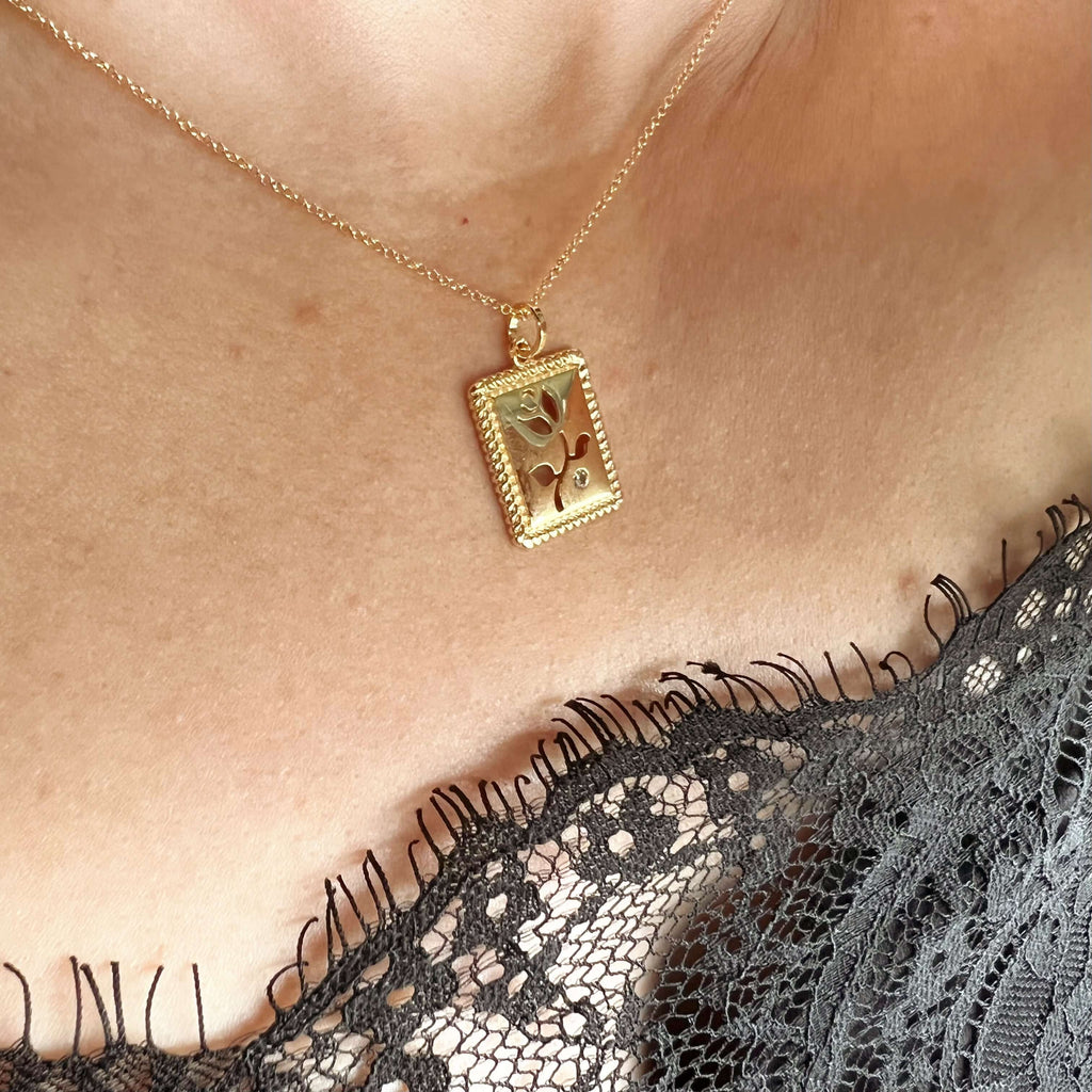 Mondsee 18k Gold Filled Flower Plaque Necklace | 18k Gold Filled Jewelry