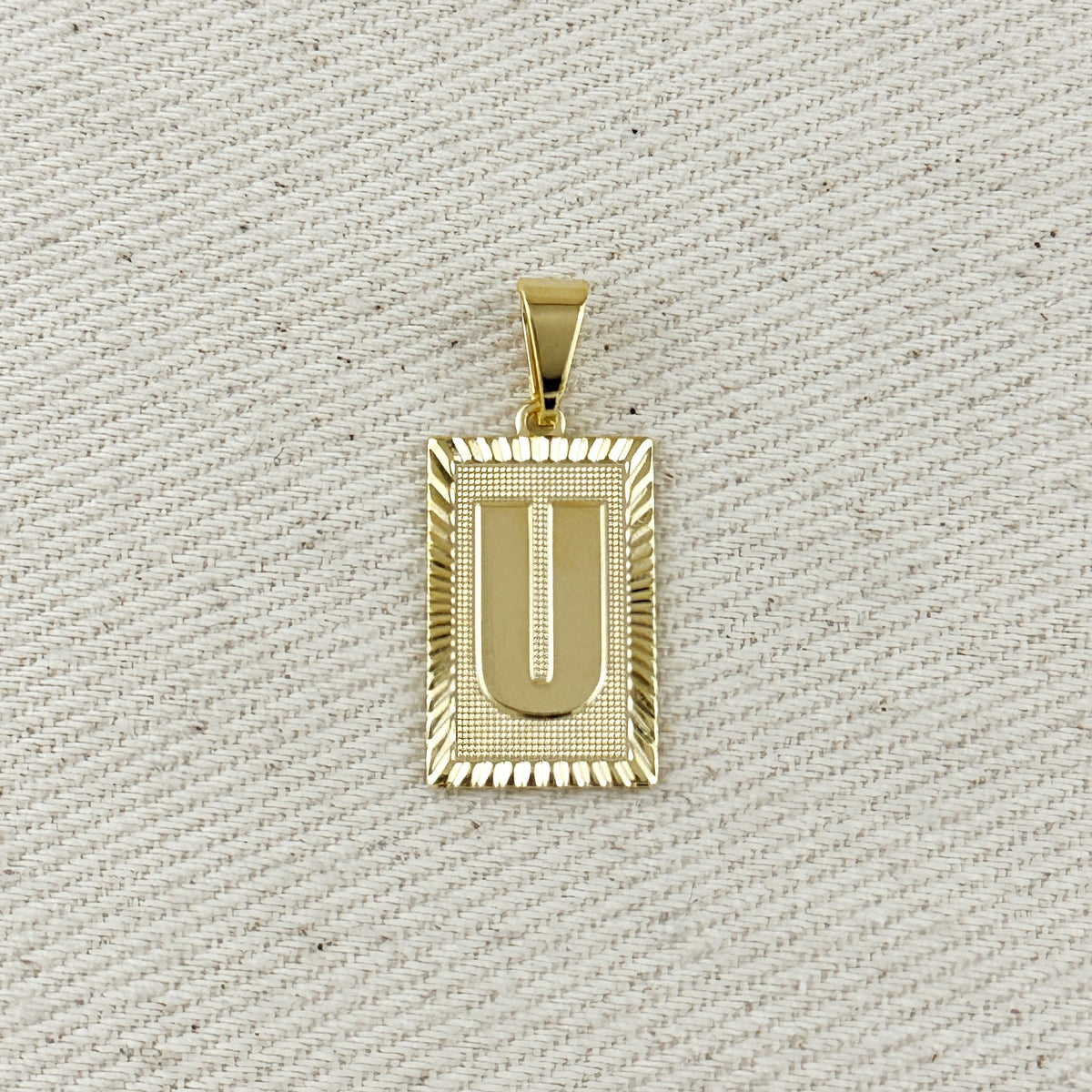 18k Gold Filled Vintage Diamond Cut Initial Plate Pendant – U