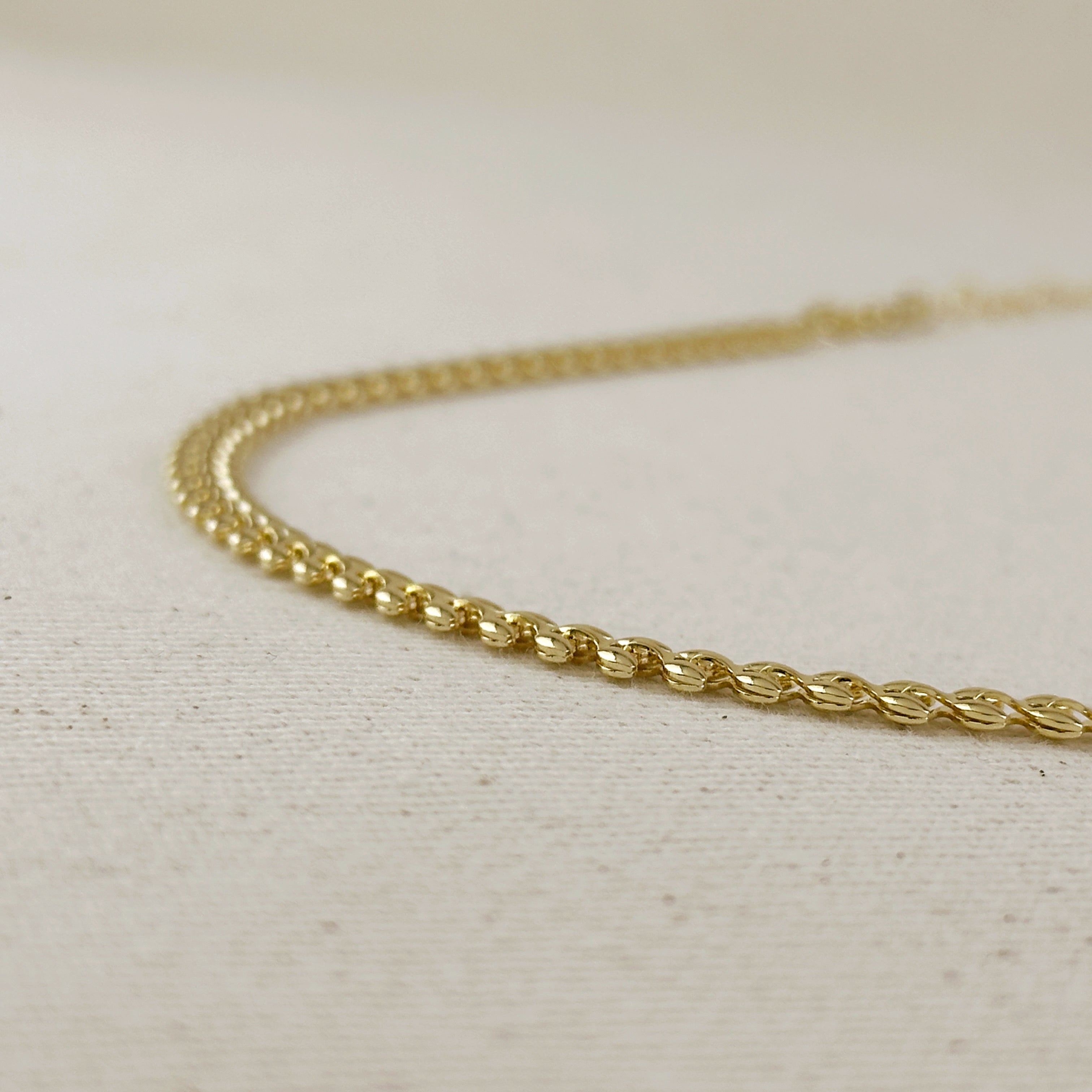 Mondsee 18k Gold Filled Leaf Choker Necklace | 18k Gold Filled Jewelry