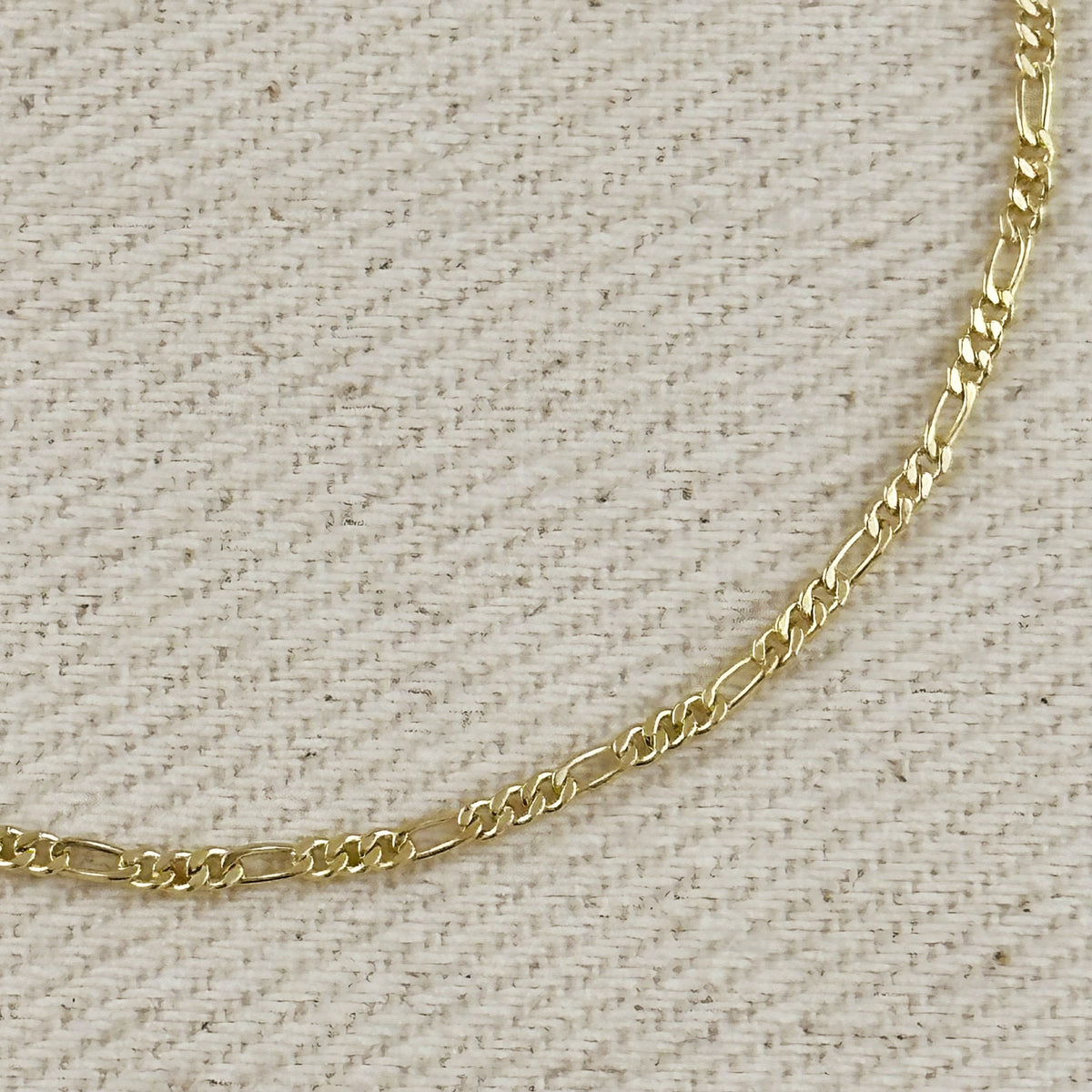 18k Gold Filled 1.5mm Figaro Chain Bracelet