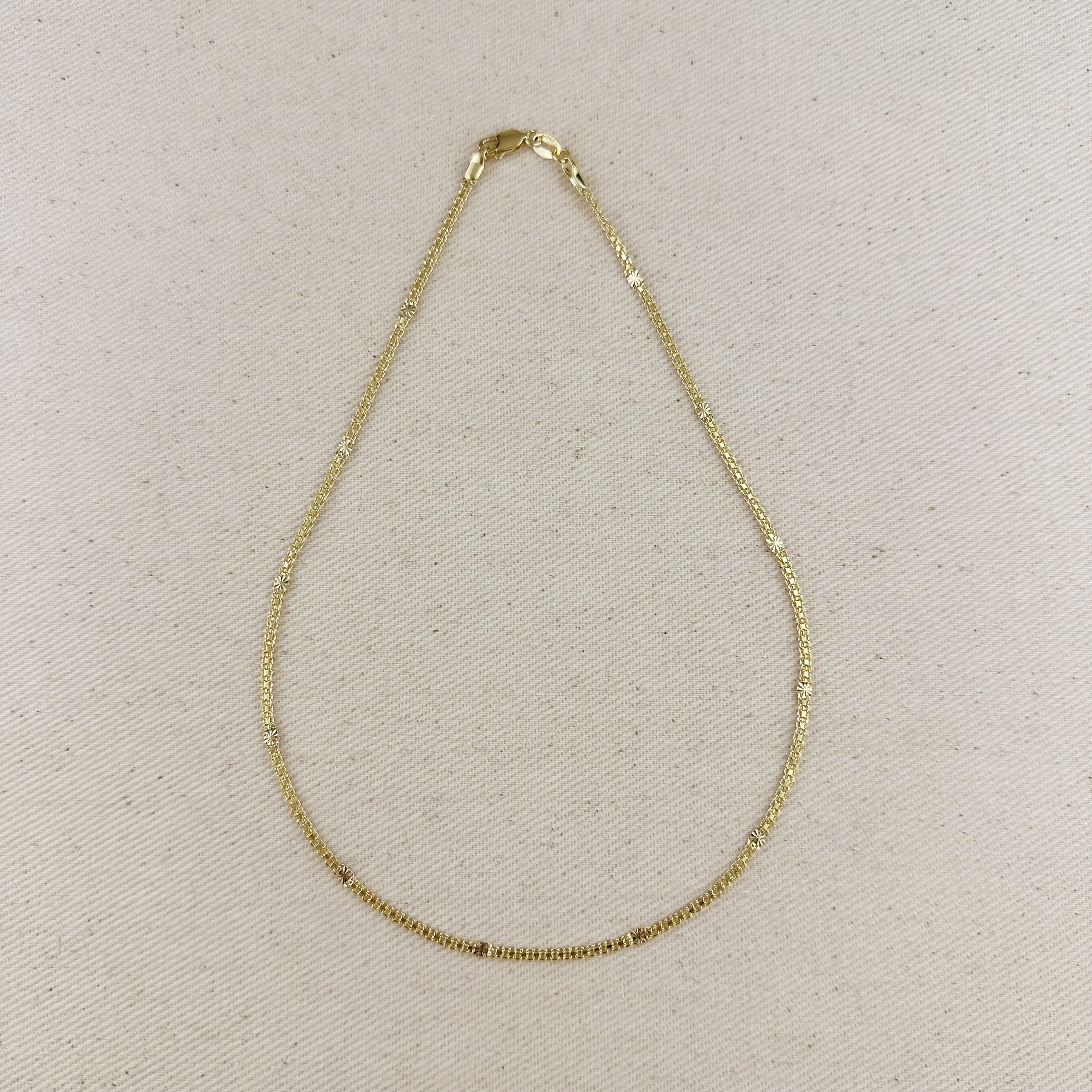 Mondsee 18k Gold Filled 2.5mm Mesh Chain with Diamond Cut Pressed Detail Necklace | 18k Gold Filled Jewelry