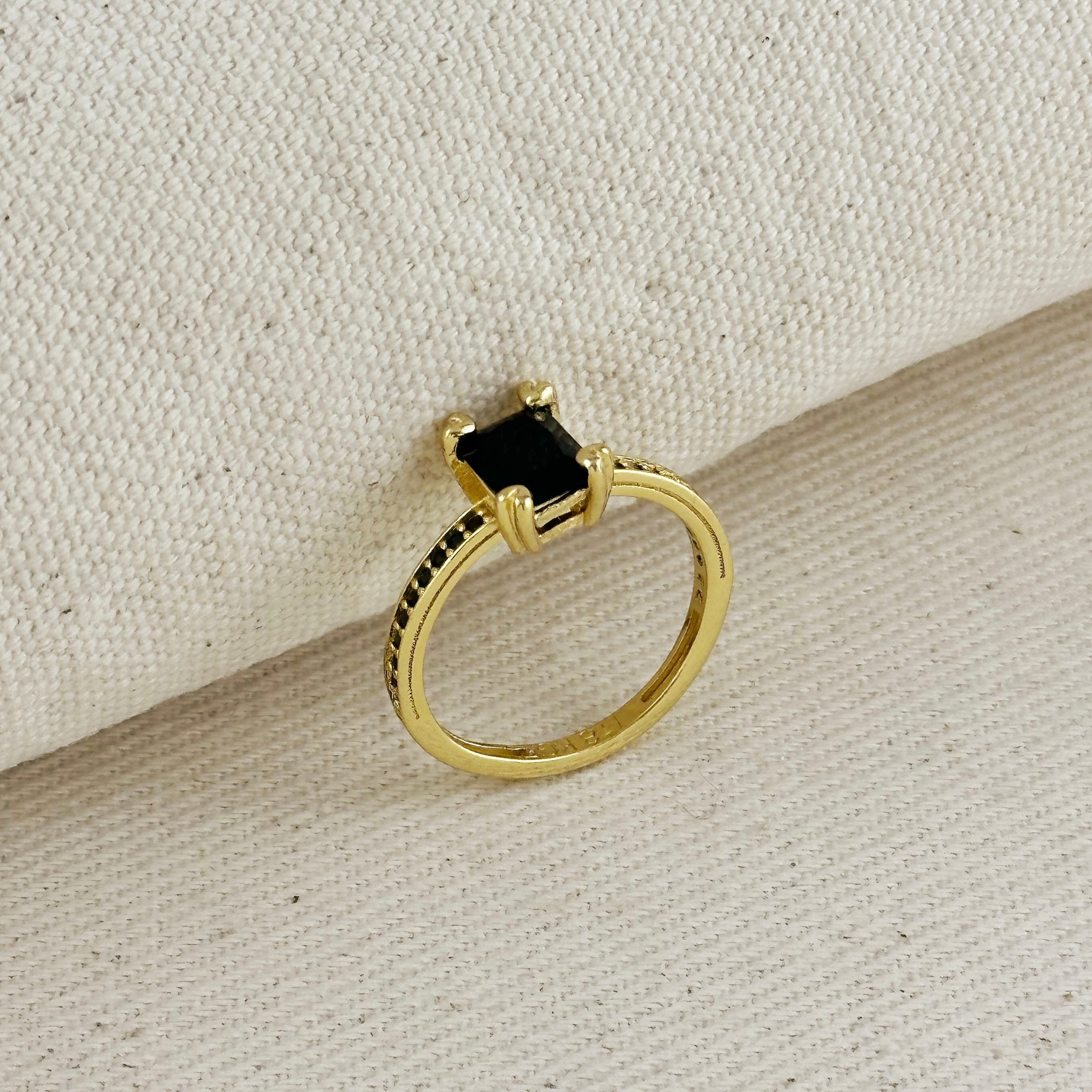 Mondsee 18k Gold Filled Black Solitaire Ring | 18k Gold Filled Jewelry