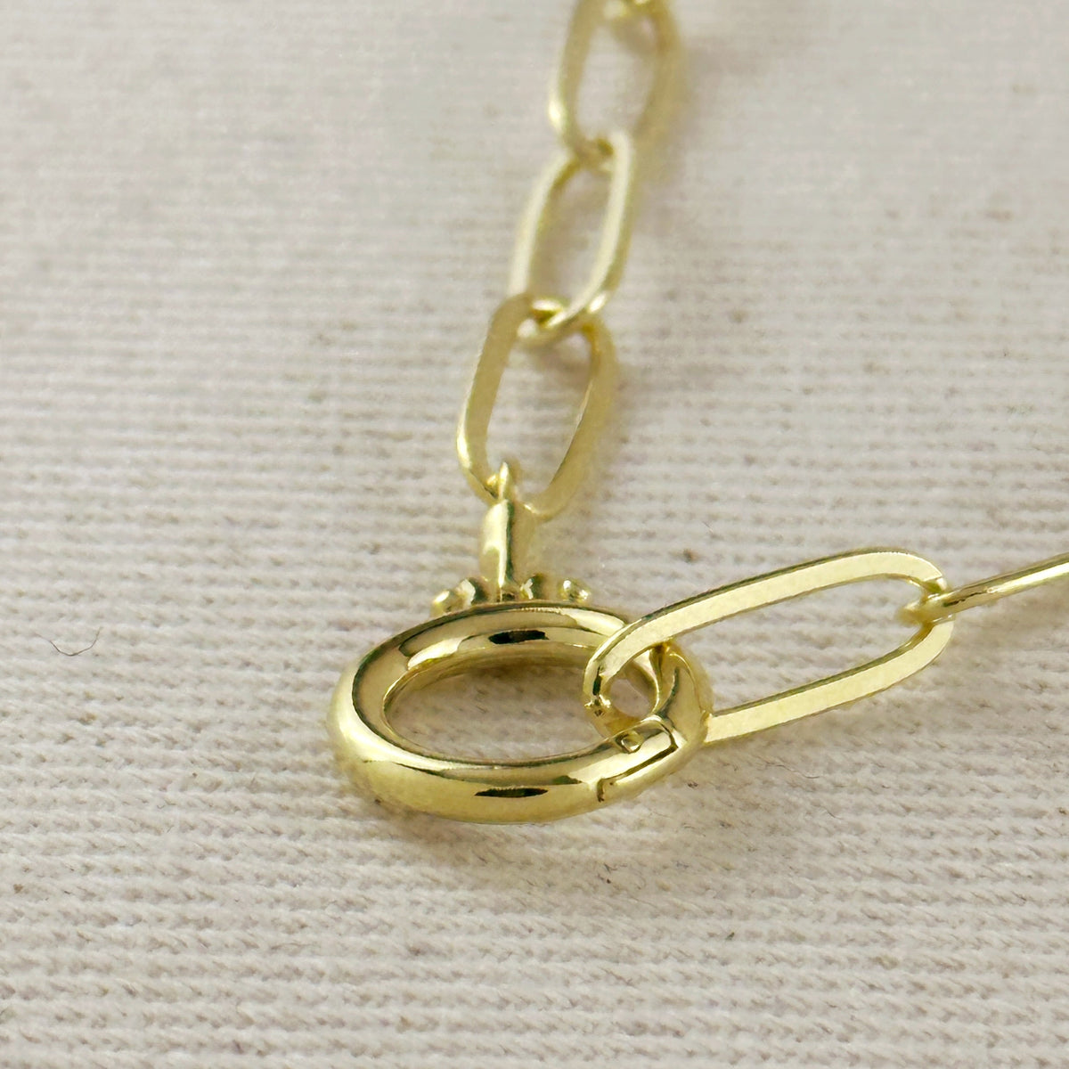 18k Gold Filled Paperclip Chain With Round Clicker Clasp Necklace
