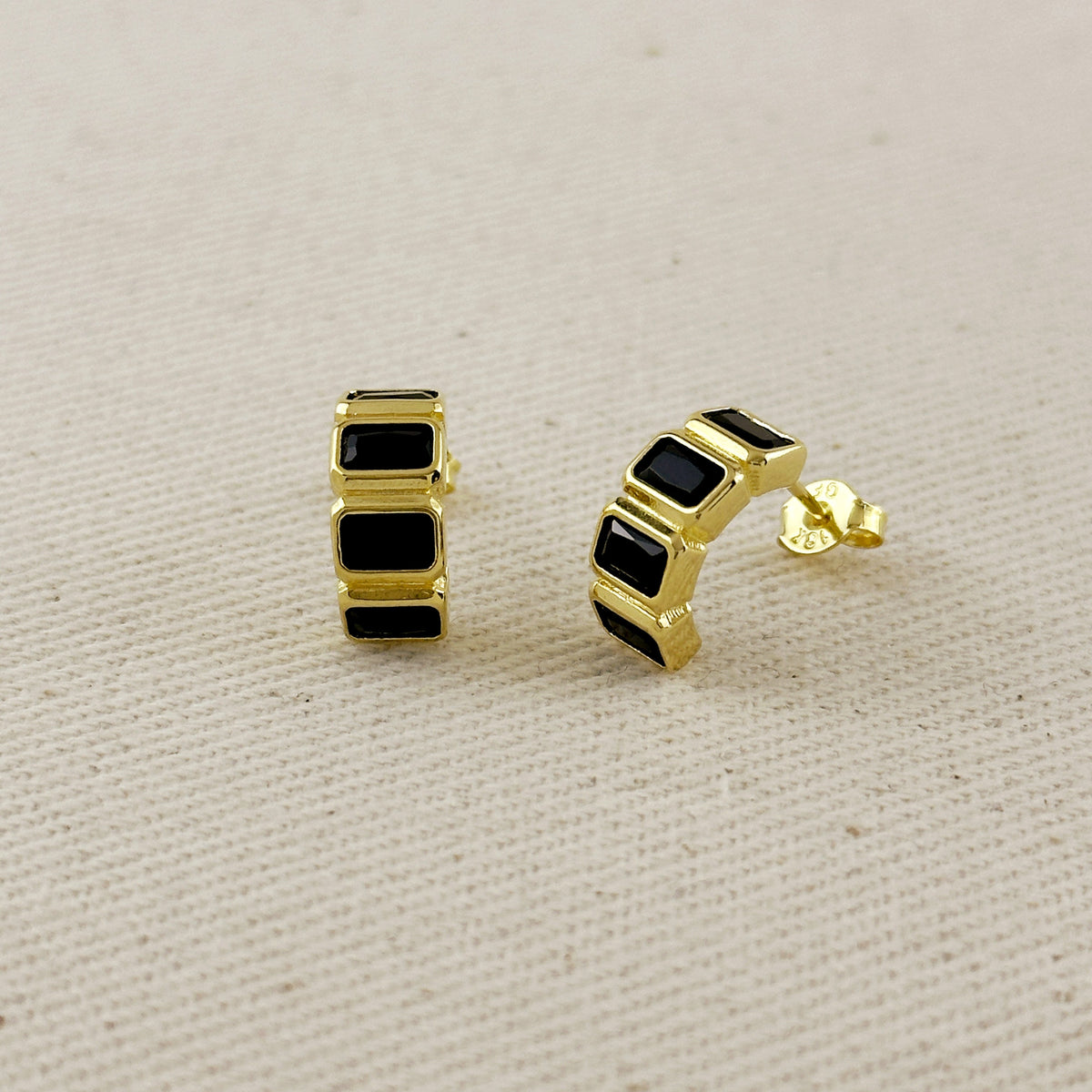 18k Gold Filled Chunky CZ Curve Earrings – Black