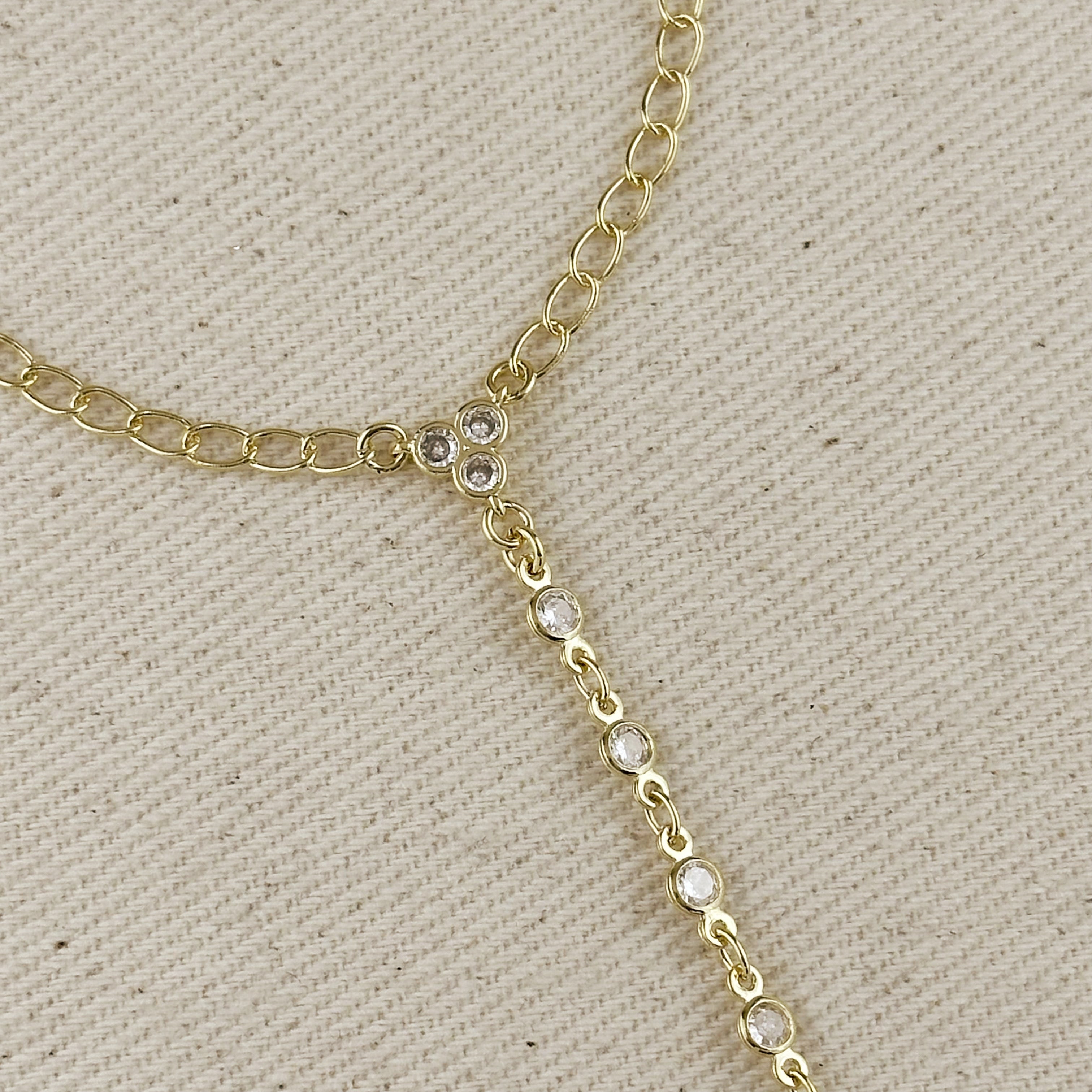Mondsee 18k Gold Filled Dainty Round Bezel CZ Hand Chain | 18k Gold Filled Jewelry