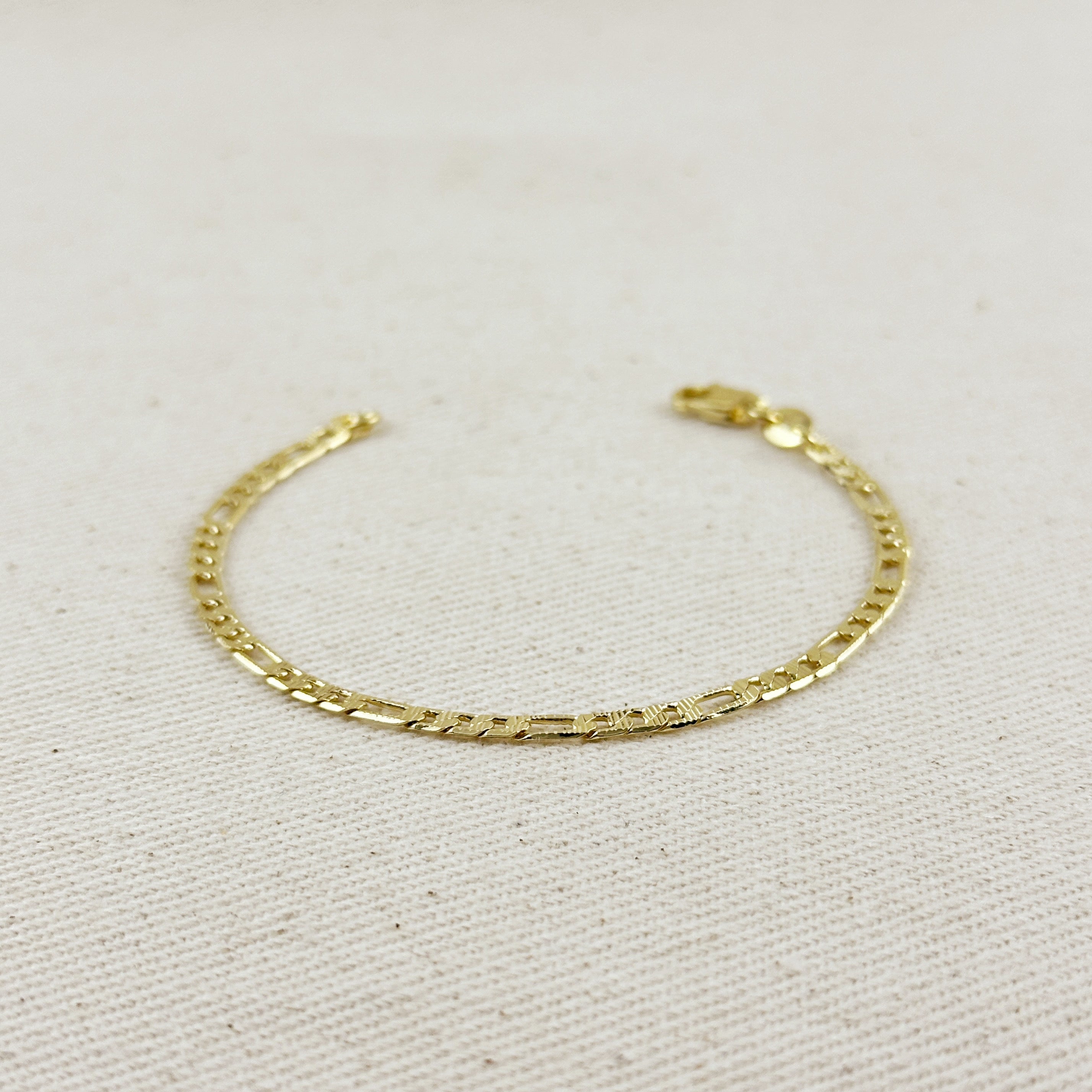 Mondsee 18k Gold Filled Textured Figaro Bracelet | 18k Gold Filled Jewelry