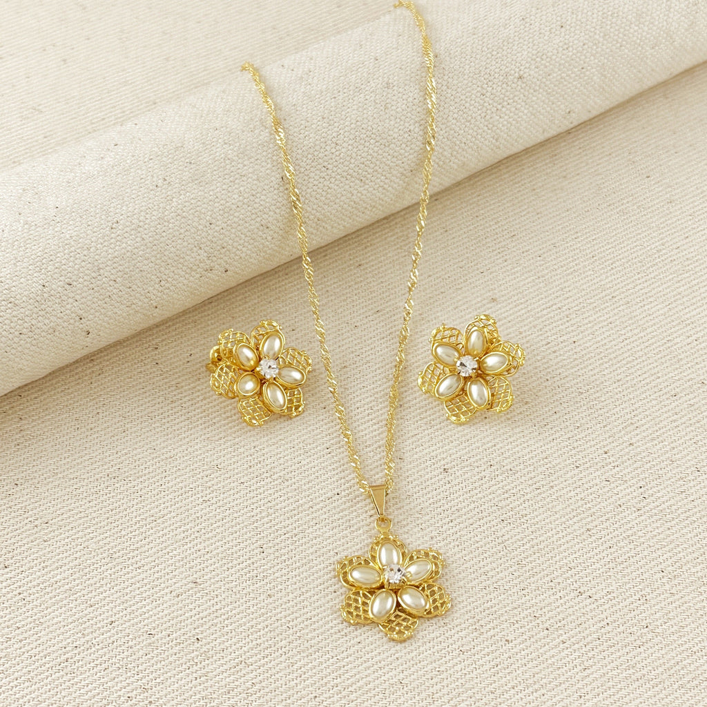 Mondsee 18k Gold Filled Mesh Flower Necklace and Earring Set | 18k Gold Filled Jewelry