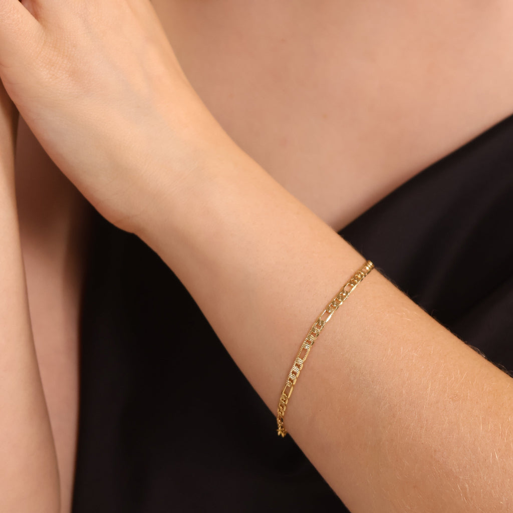 Mondsee 18k Gold Filled Textured Figaro Bracelet | 18k Gold Filled Jewelry