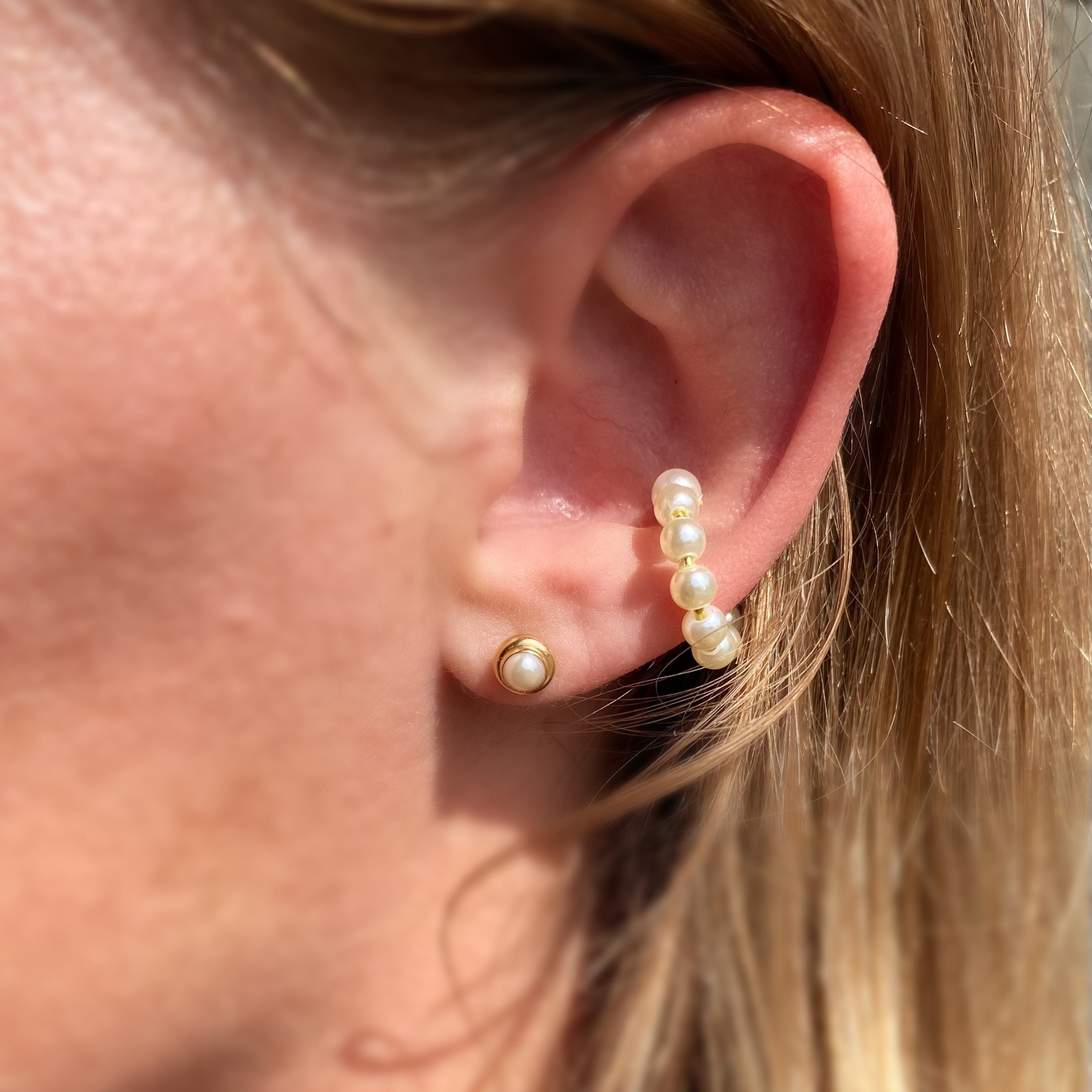 Mondsee 18k Gold Filled Pearl Stud With Bezel Around | 18k Gold Filled Jewelry