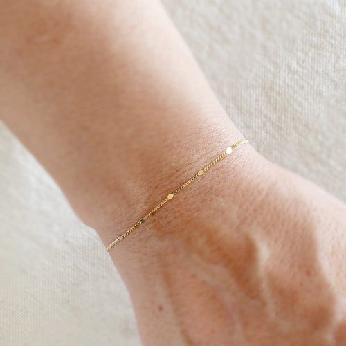 Mondsee 18k Gold Filled 1mm Curb Bracelet With Pressed Details | 18k Gold Filled Jewelry