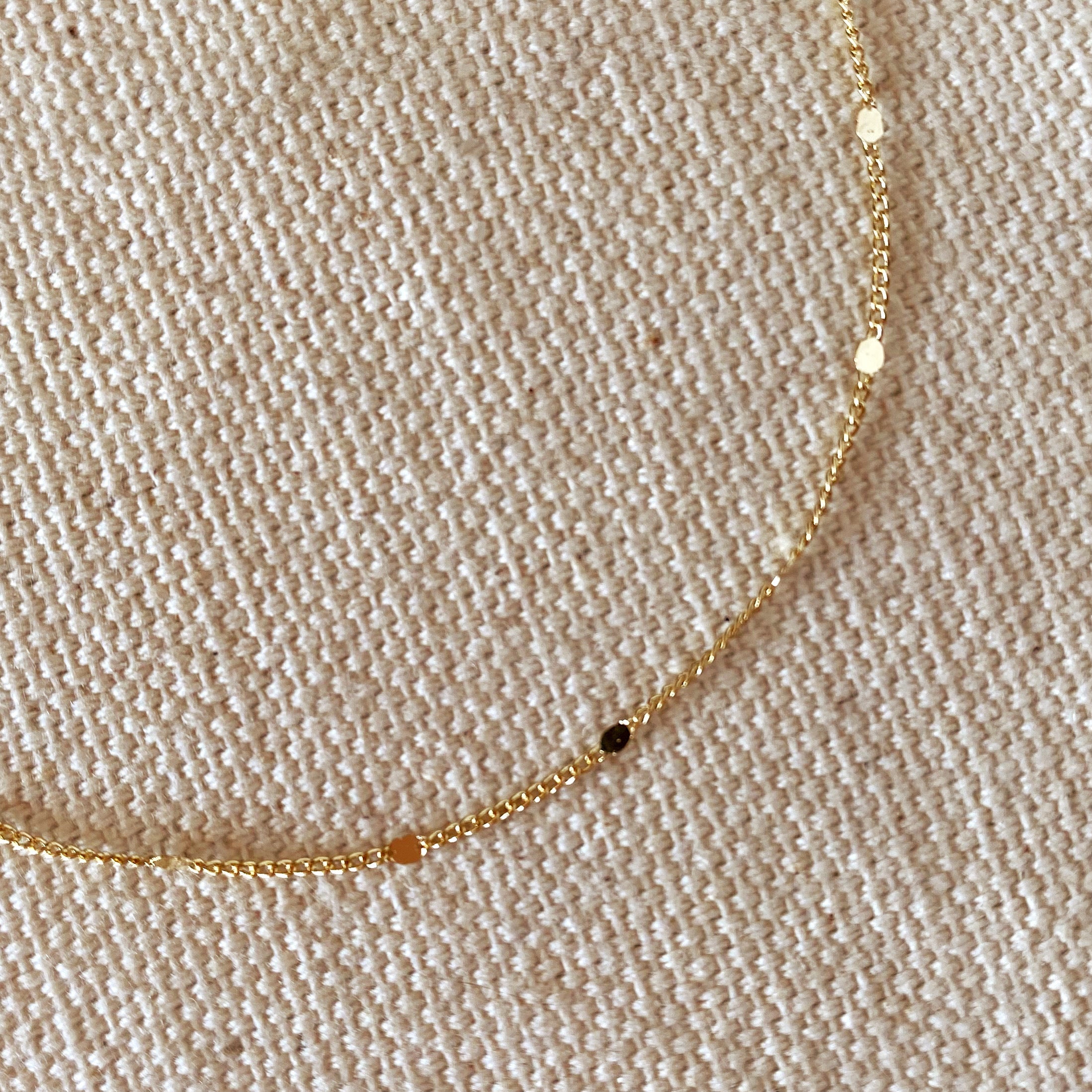 Mondsee 18k Gold Filled 1mm Curb Bracelet With Pressed Details | 18k Gold Filled Jewelry