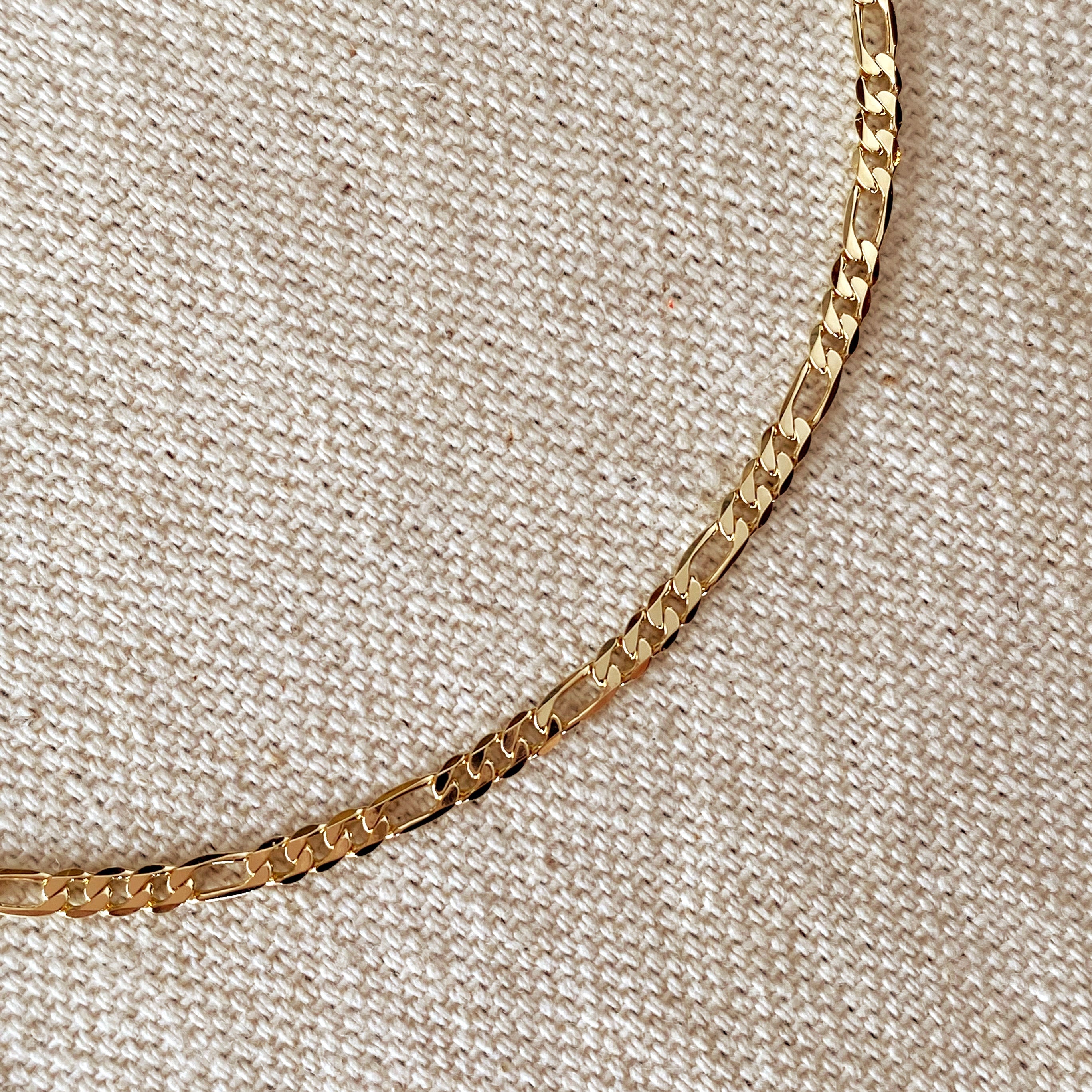 Mondsee 18k Gold Filled 2.5mm Flat Figaro Chain Anklet | 18k Gold Filled Jewelry